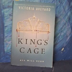 Victoria Aveyard King's Cage Book - Blue Cover